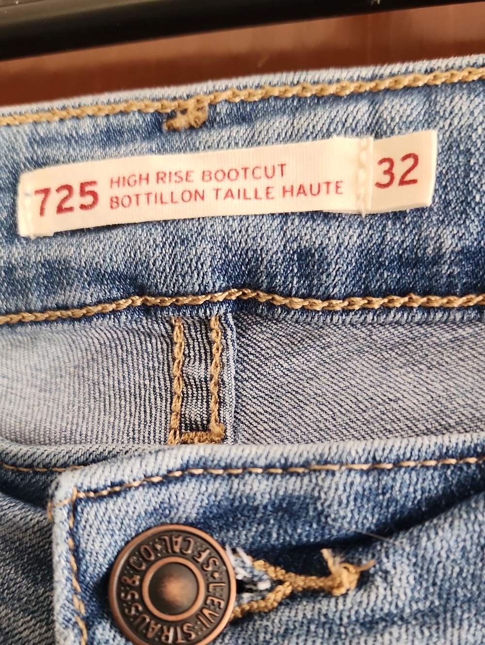 Levis High Rise Bootcut Jeans - Picture 3 of 5